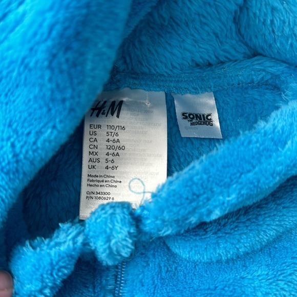 Sonic The Hedgehog Fuzzy Jammie/Costume - H&M - US 5T/6 - Picture 4 of 6